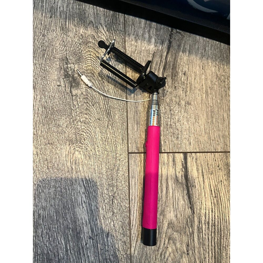 Pink Selfie Stick - Never Used Holds Any Phone‎ Adjustable Angle